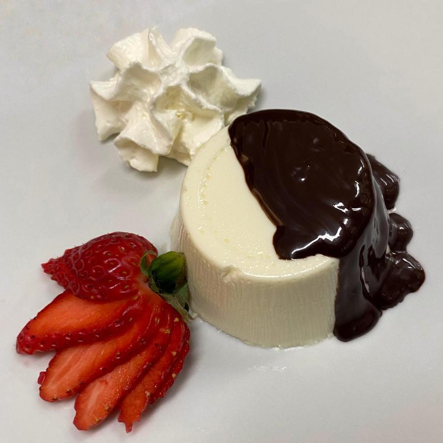 Lo Sciatore Hotel & Restaurant カミリアテッロ・シラーノ エクステリア 写真